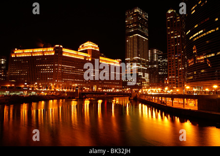 Merchandise Mart sul Fiume di Chicago Foto Stock