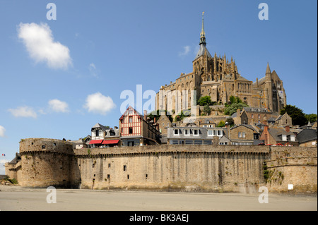 Mont Saint-Michel, Sito Patrimonio Mondiale dell'UNESCO, in Normandia, Francia, Europa Foto Stock