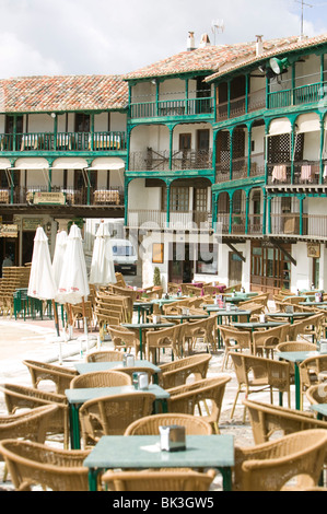 A Chinchon Madrid Spagna villaggio posto square tipico della cultura corsa rurale Foto Stock