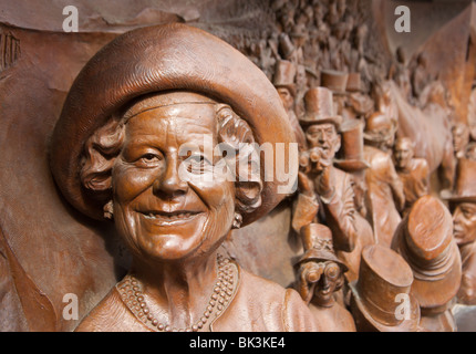 La regina madre targa di bronzo su 'small' di Londra, Inghilterra. Foto Stock