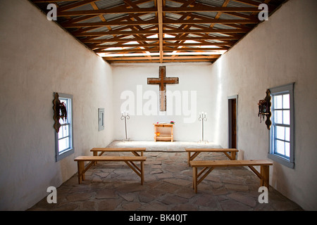 Interno della Missione Maria Calera Balmorhea restaurato da La Calera Foundation Reeves County Texas USA Foto Stock