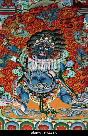 Dettaglio di un buddista murale raffigurante una terrificante divinità, Regno del Bhutan Foto Stock