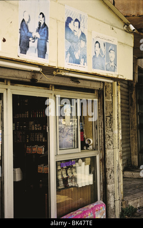 Poster del presidente iracheno Saddam Hussein e Re Hussein Bin Talal di Giordania, Amman Giordania, 1991 Foto Stock