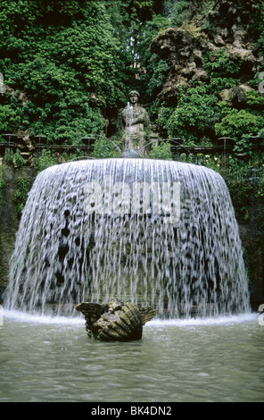 La Fontana dell'Ovato ("Fontana ovale") a Villa d'Este, Tivoli, Italia Foto Stock