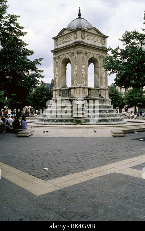 Fontaine des Innocents a Parigi, Francia Foto Stock