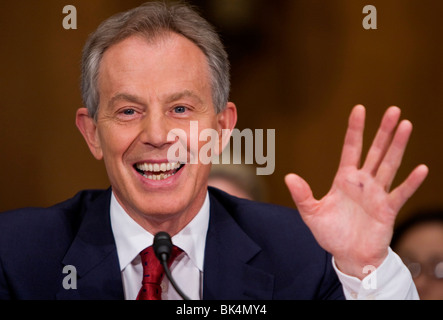 14 maggio 2009 - Washington, D.C. - l'inviato del Medio Oriente e l'ex primo ministro britannico Tony Blair testimoniano dinanzi al Comitato per le relazioni esterne del Senato per la pace in Medio Oriente. Foto Stock