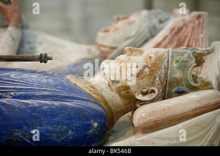 Tomba di Enrico II, re d'Inghilterra dal 1154 fino al 1189, Fontevraud Abbey, Fontevraud, Maine-et-Loire, Francia, Europa Foto Stock