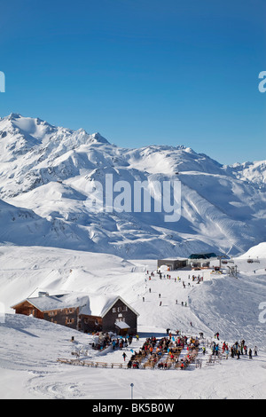 Ristorante di montagna, St. Anton am Arlberg, Tirol, Alpi austriache, Austria, Europa Foto Stock