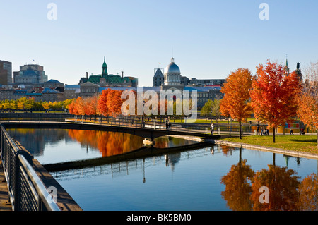 Bassin Bonsecours e Mercato di Bonsecours nella vecchia Montreal Foto Stock