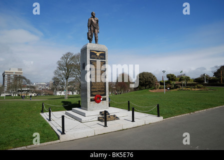 La RAF e le forze alleate Monumento a Plymouth Hoe, Devon, Inghilterra. Foto Stock