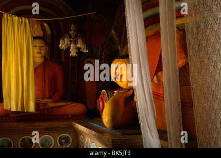 Tempio Subodharama, risalente alla metà del XIX secolo, Dehiwala, Colombo, Sri Lanka, Asia Foto Stock