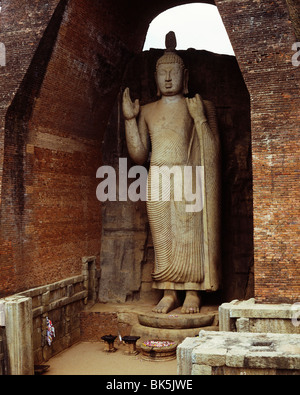 Awkana statua del Buddha, Awkana, Sri Lanka, Asia Foto Stock