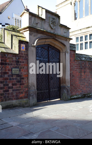 Maggiordomi denominato Gate dopo Samuel Butler che fu Preside a Shrewsbury Scuola nel 1798. Foto Stock