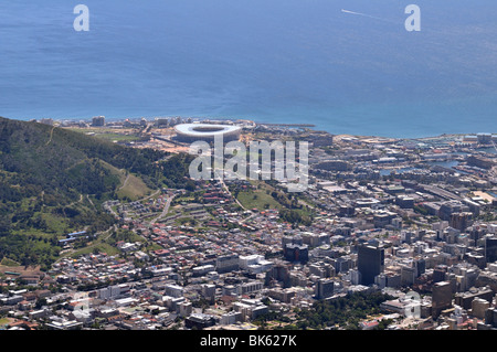 Coppa del Mondo 2010, Stadio Green Point lo stadio di calcio del sito di costruzione, vista dal Table Mountain e Cape Town, Sud Africa, Afri Foto Stock