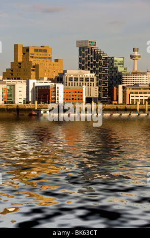 Skyline e Waterfront, Liverpool, Merseyside England Foto Stock