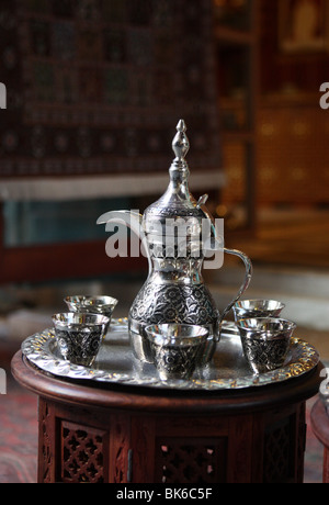Caffè arabo impostato nel Souq Waqif,,di Doha in Qatar Foto Stock