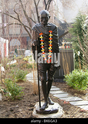 Statua di Mohandas Gandhi in Union Square Park Manhattan NYC Foto Stock