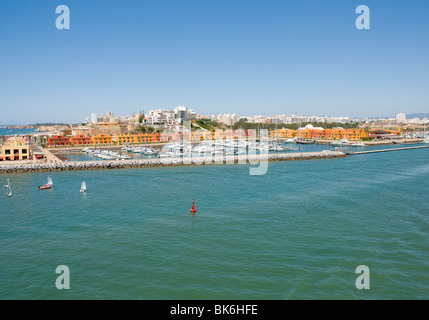 Portimão marina, alla foce del fiume Arado nel sud del Portogallo Algarve provincia Foto Stock