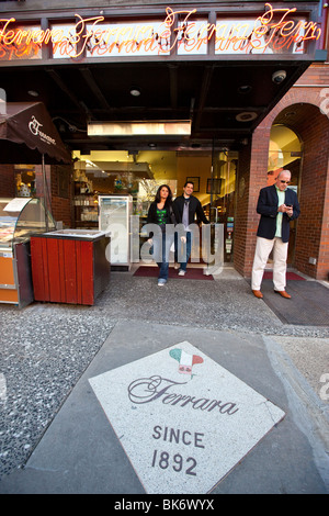 Ferrara panificio italiano in Little Italy, New York City Foto Stock