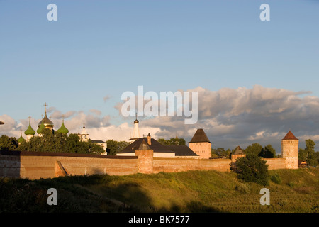 La Russia,anello d'Oro ,Suzdal,St Euthymius monastero del nostro Salvatore,fondata nella metà del 14thcentury Foto Stock