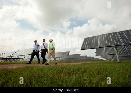 Il presidente Barack Obama tours la DeSoto di prossima generazione di energia solare centro Foto Stock