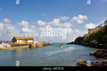 Barche a vela fino al fiume Looe in Cornovaglia. Foto Stock
