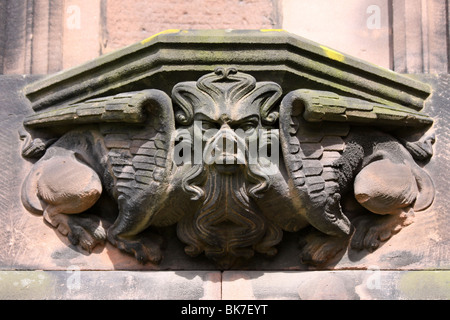 Gargoyle a Chester Cathedral, Cheshire, Regno Unito Foto Stock