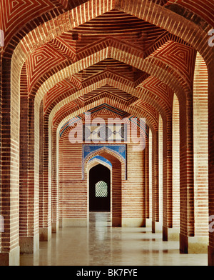 Shah Jehan la moschea, risalente agli inizi del secolo XVII, Thatta, Pakistan, Asia Foto Stock