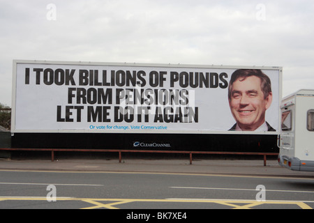 Tory poster con Gordon Brown 2010 elezioni generali britanniche Foto Stock