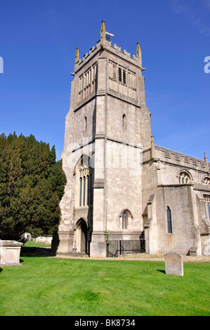 La Chiesa Parrocchiale di San Michele e Tutti gli Angeli, Melksham, Wiltshire, Inghilterra, Regno Unito Foto Stock