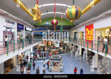 All'interno dell'immenso Albrook shopping center , Città di Panama , Panama Foto Stock