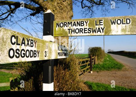 Il Lincolnshire Wolds segno Post. Foto Stock