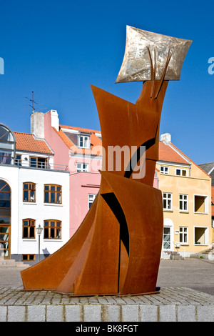 Moderna scultura di ferro al porto di Faaborg, Funen, Danimarca, Europa Foto Stock