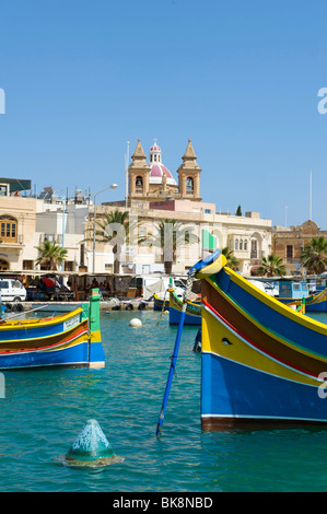 Le barche dei pescatori di Marsaxlokk, Malta, Europa Foto Stock