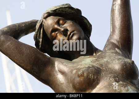 Statue dal celebre scultore Vittoriano Alfred Drury in stile art nouveau bronzi Foto Stock