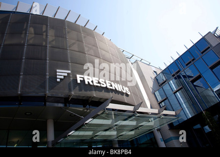 Ingresso della sede aziendale di Fresenius SE società in Bad Homburg von der Hoehe, Hesse, Germania, Europa Foto Stock