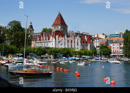 Vista sul lago di Ginevra a Chateau d'Ouchy, Losanna, nel Cantone di Vaud, Svizzera Foto Stock