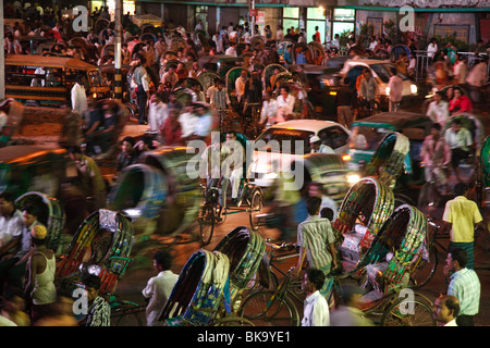 Il traffico su strada in Chittagong, Bangladesh. Foto Stock