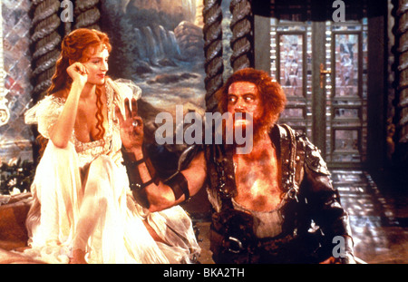 Le avventure del barone di Munchausen (1988) Uma Thurman, OLIVER REED ABM 002 Foto Stock