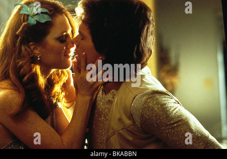 BOOGIE Nights (1997) Julianne Moore, MARK WAHLBERG BOOG 054 Foto Stock