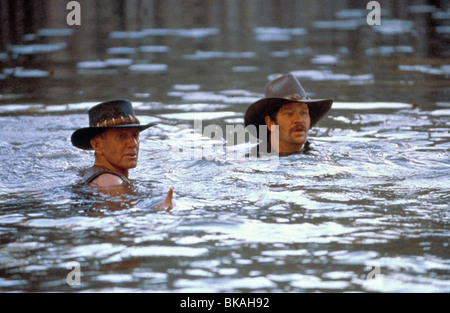 CROCODILE DUNDEE IN LOS ANGELES (2001) Crocodile Dundee 3 (ALT) Paolo Hogan, ALEC WILSON CAPPELLI CDLA 018 Foto Stock