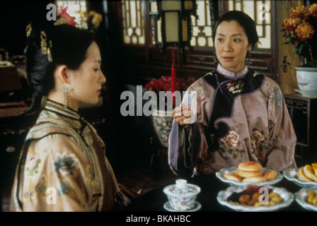 La tigre e il dragone (2000) Zhang Ziyi, Michelle Yeoh TIGE 004 Foto Stock