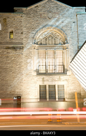 Tempo di notte vista del Royal Ontario Museum (RM), Toronto, Canada Foto Stock