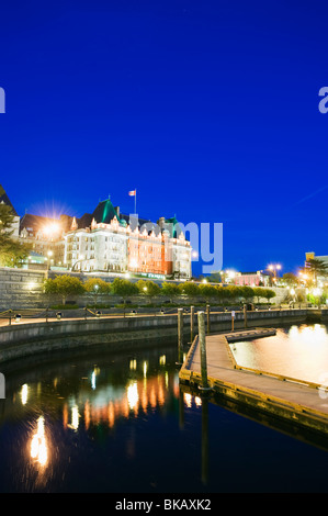 Fairmont Empress Hotel sulla Baia di James Porto Interno, Victoria, Isola di Vancouver, British Columbia, Canada Foto Stock