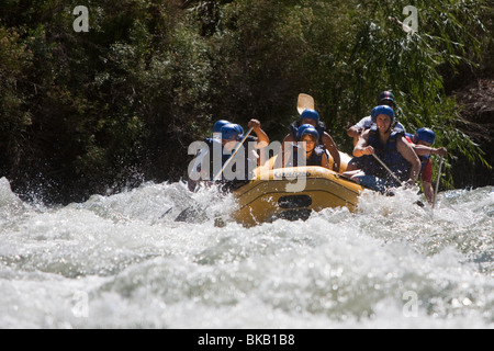 Rafting nel fiume Atuel in Valle Grande, San Rafael, Mendoza Foto Stock