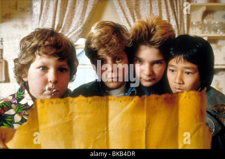 Il GOONIES (1985) JEFF COHEN, Sean Astin, COREY FELDMAN, KE Huy Quan GOO 008 Foto Stock