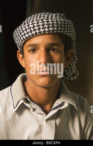 Giovane berbero uomo dall'Oasi di Siwa, Siwa, Egitto Foto Stock