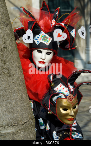 In costume di carnevale partecipante del Gesuiti quartiere di Venezia, Italia Foto Stock