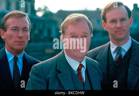 Tutte le creature grandi e piccole (TV), Christopher Timoteo, Robert Hardy, PETER DAVISON CREDITO ALCR BBC 009 Foto Stock