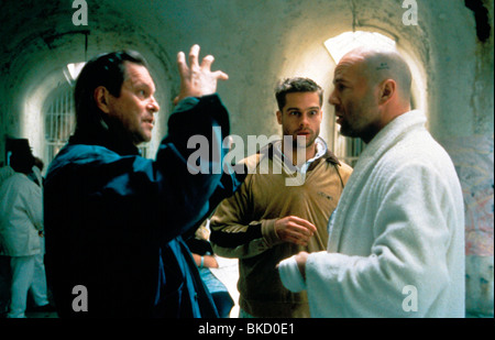 TERRY GILLIAM (DIR) O/S " dodici scimmie" (1995) BRAD PITT, Bruce Willis TYGM 002 Foto Stock